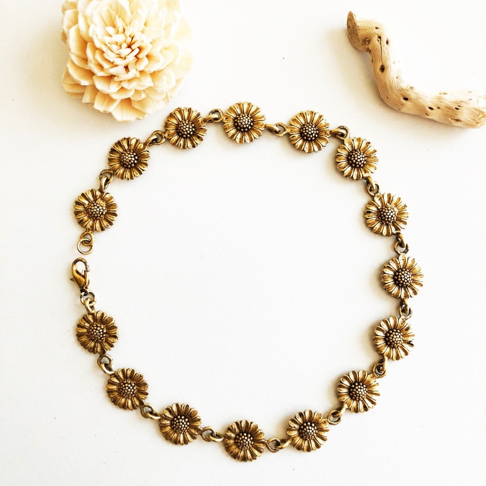 Vintage Signature Sunflower Necklace - Picture 6 of 6